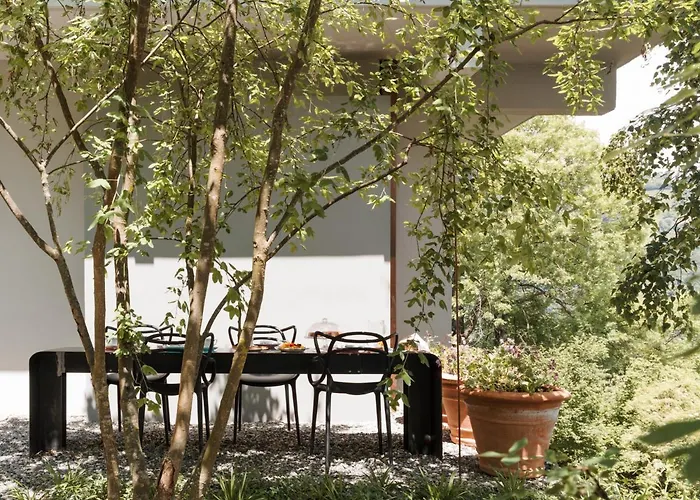 Larium - Bed & Breakfast