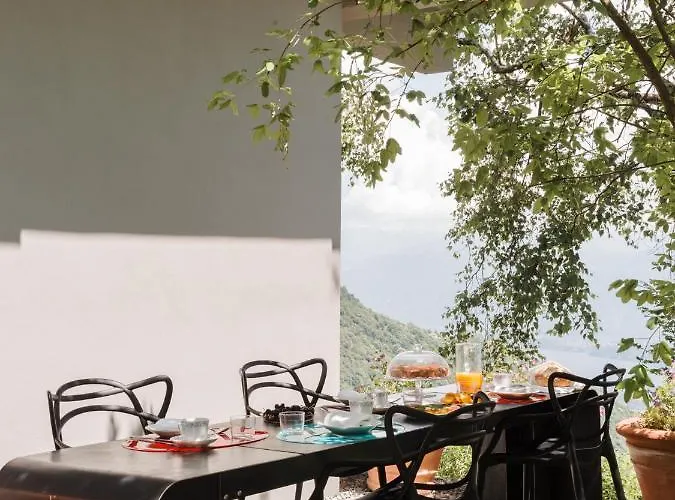 Larium - Bed & Breakfast Pigra